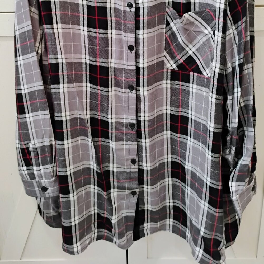 Catherines Black/Gray Plaid Button Shirt Rayon-Adjustable Sleeve-5X-Cabincore - Picture 5 of 5